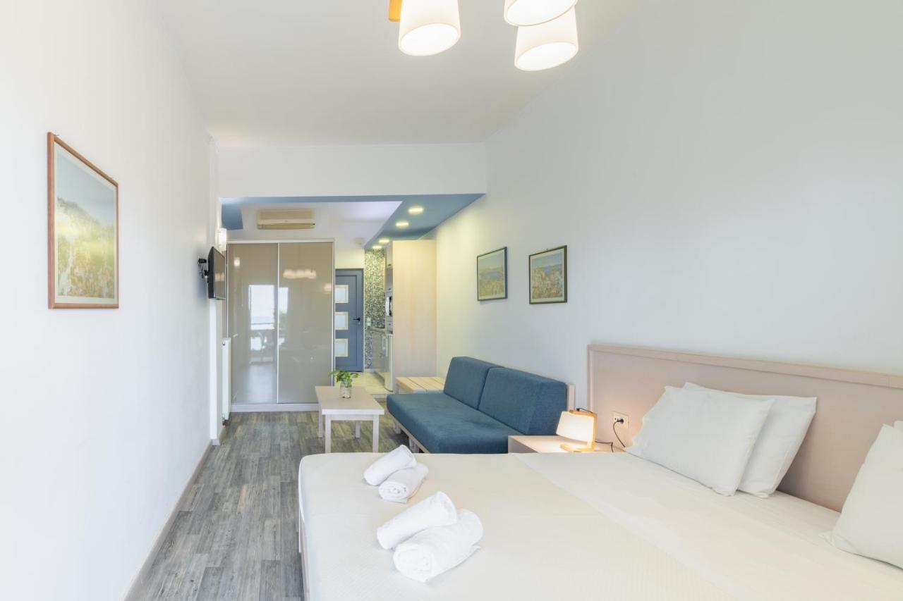 Sevach Apartments คาลามากี ภายนอก รูปภาพ