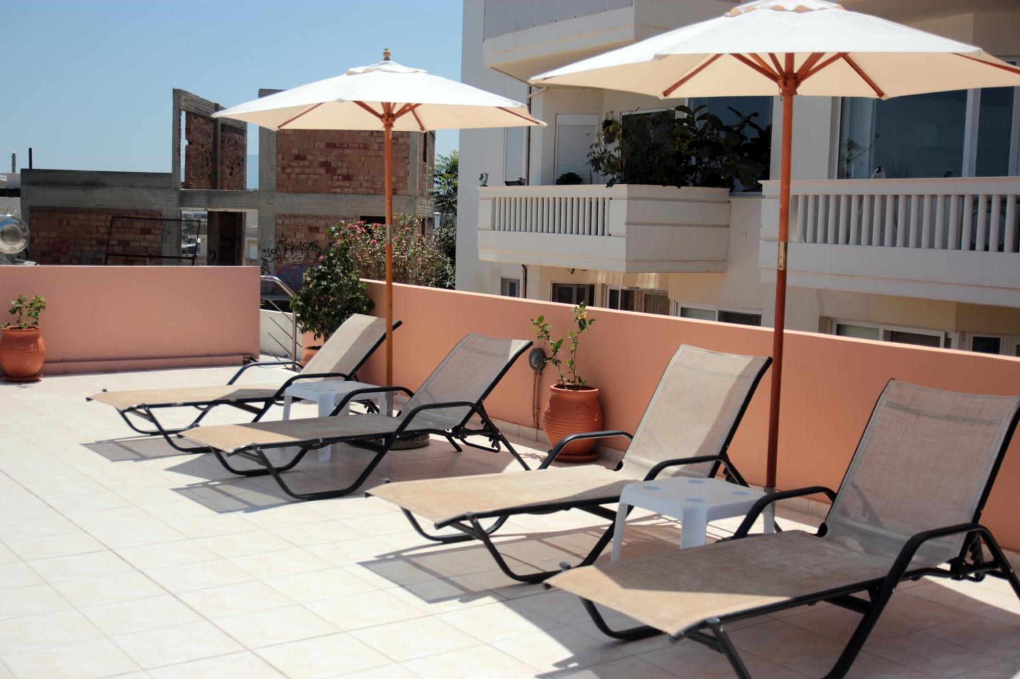 Sevach Apartments คาลามากี ภายนอก รูปภาพ
